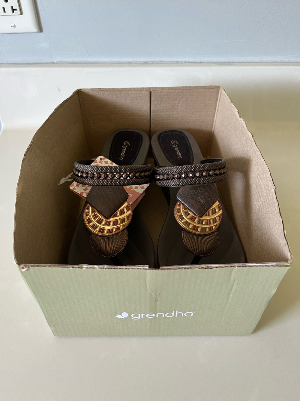 NWT Grendha Tribal Women’s Shoes - Picture 6 of 6
